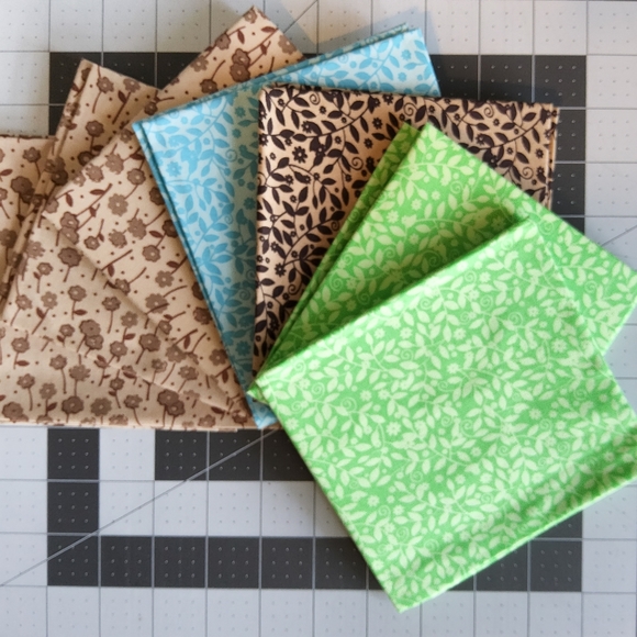 Cotton Quilting Craft Fabric Fat Quarter Bundle Floral Green Blue Brown 35 FQ - Picture 6 of 6